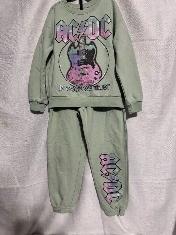AC/DC Sudadera In Rock We Trust Verde Gráfico Sudadera Unisex Niños Talla 7/8 Foto 1 de 4