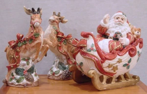 FITZ & FLOYD "1993" PASEO EN TRINEO CON 2 CANDELABROS DE RENO CONJUNTO NUEVO CON ETIQUETA - Imagen 1 de 11