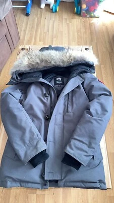 Men’s Cost  - Image 1 of 2