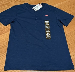 Levi's Youth Boy's Soft Lightweight Short Sleeve T-Shirt, Navy Size XL 14/16 - Picture 1 of 3