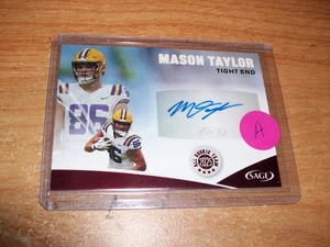 2025 Sage High Series Red All Rookie Team Football Mason Taylor Autogrammkarte (A) - Bild 1 von 2