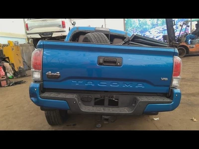 Console Front Roof With Sunroof Crew Cab Fits 16-23 TACOMA 6747059 Foto 1 de 4