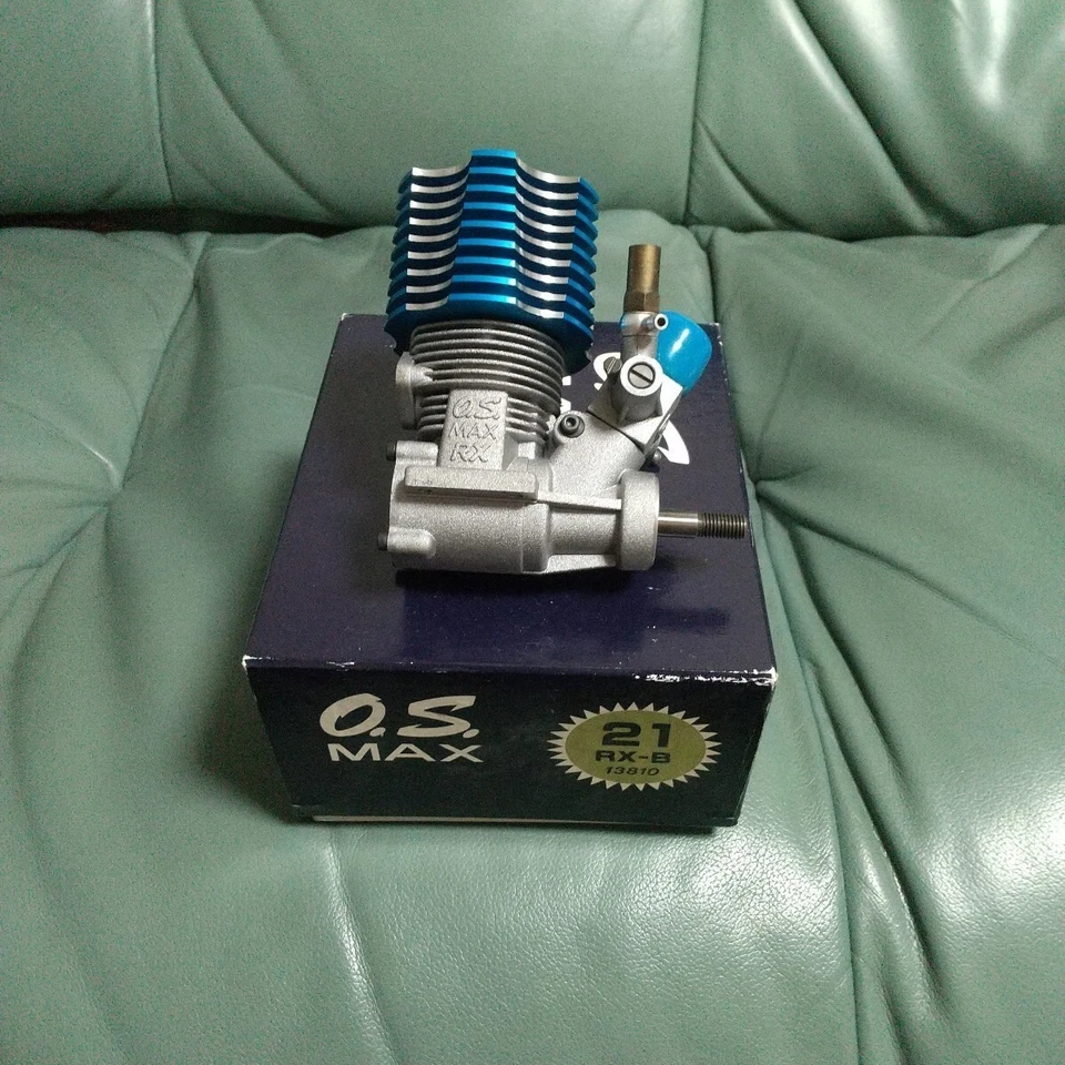 O.S. MAX-21RX-B RC Ogawa Seiki RC Radio Control Car parts - Image 1 of 4