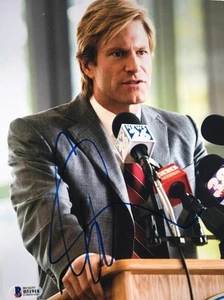 Aaron Eckhart The Dark Knight original signiertes 8x10 Foto BAS #B51918 - Bild 1 von 4