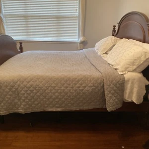Pottery Barn Belgian Flax Linen Diamond Quilt Gray King / Cal King - Picture 1 of 7