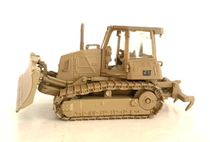 1:50 Caterpillar Military D6K Track-Type Tractor Dozer - Picture 1 of 4