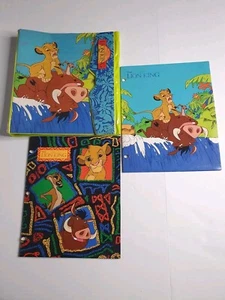 Carpeta y carpeta de 3 anillos Disney El Rey León Simba Samba y Timón usada - Imagen 1 de 22