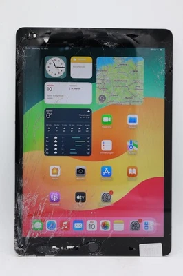 Apple iPad 9.Gen A2602 64GB 10,2" Wifi Silber Displayschaden #5928 - Bild 1 von 4