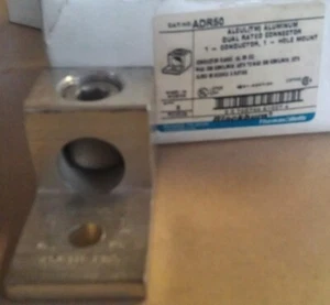 THOMAS & BETTS ADR50 Electrical Connector 1 Single Conductor 4 AWG 3/8 stud - Picture 1 of 5