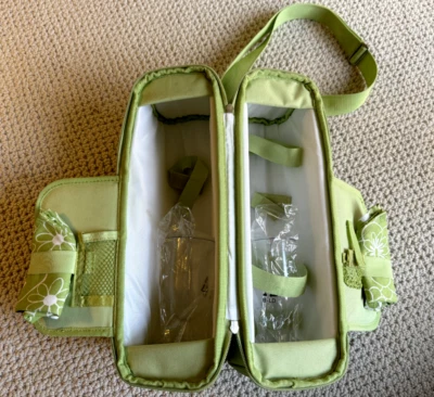 Transportador de vino de viaje aislado adecuado para 2 botellas de vino de Martha Stewart Foto 1 de 4