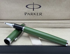 Excelente bolígrafo Parker serie IM color verde negro tinta recarga sin caja - Imagen 1 de 4