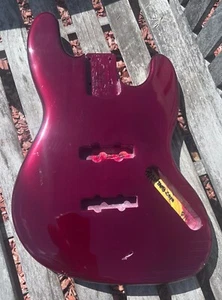 Jazz Bass Body RELIC CHERRY RED NITRO Premium Light PLACE YOUR ORDER JVGuitars - Picture 1 of 7
