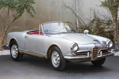 1963 Alfa Romeo Giulietta Spider - Изображение 1 из 4