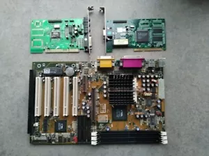 MB Socket 370 + Pentium III SL3XV 650/256/100 + ESS 1869F + Acorp S3 Trio 3D/2X - Picture 1 of 9