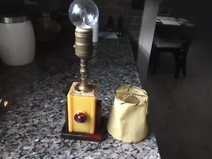 SUPER RARE BAKELITE ART DECO DESK 1920’s-LAMP MUST SEE - Picture 1 of 12