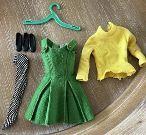 VTG Barbie 1963 Skipper Town Togs dress shirt, 1 stocking, hanger, 3 shoes - Picture 1 of 3
