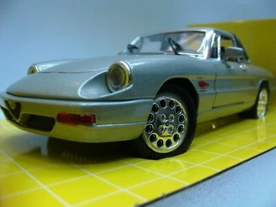 WOW EXTREMELY RARE Alfa Romeo Spider S4 Duetto HT 1988 Silver 1:18 Jouef-Eagle's - Image 1 of 4