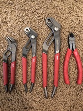 Milwaukee 4 Tool Pliers set