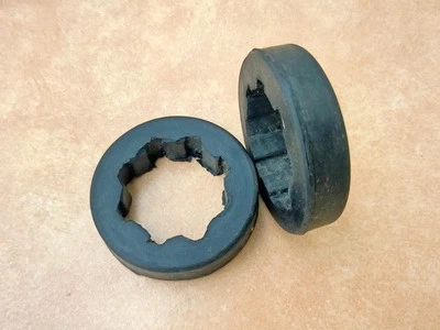 Par Honda CB100 H100S CG110 CG125 CB125S CD125S Montaje Fr Horquilla Bajo Cubierta Inferior Foto 1 de 4