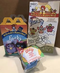 Lotto Furby Old McDonalds 1 giocattolo rana albero FURBY 1 sacchetto di carta happy meal 1 scatola - Foto 1 di 12