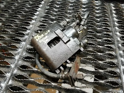 04 05 06 CHRYSLER SEBRING CONVERTIBLE PINZA DE FRENO TRASERA LADO CONDUCTOR OEM Foto 1 de 4