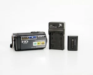 Sony HDR-CX150 16GB HD Handycam Camcorder (Black) - Picture 1 of 17