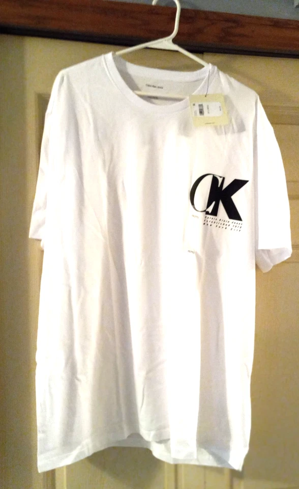 Calvin Klein Mens Size XXL White Tee Shirt w/Black Logo NWT's - Image 1 of 1