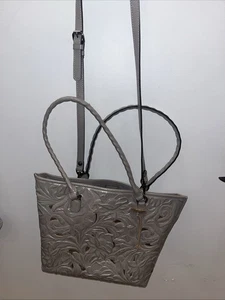 Bolso de Mano Patricia Nash Cuero Recortado Adeline Gris Pulido Boho Usado en Excelente Condición - Imagen 1 de 10