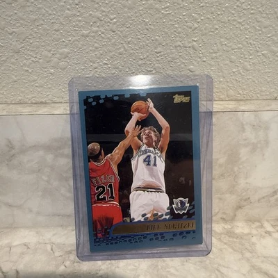 2001-02 Topps - Dirk Nowitzki #49 - Image 1 of 2