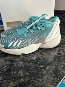 ADIDAS D.O.N. ISSUE 4 GRADE SCHOOL BASKETBALL SHOES SIZE 7 Men’s. Ladies 8. NWB - Picture 1 of 15