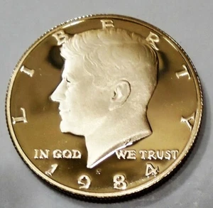 Bellissimo mezzo dollaro Kennedy anni 1984 Proof #221 verrà spedito in un Mylar 2x2 - Foto 1 di 8