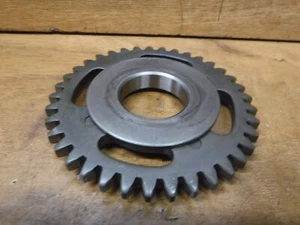 1985 85 HONDA NIGHTHAWK 700 OEM ENGINE OIL PUMP DRIVE DRIVEN GEAR FAST SHIPPING - Picture 1 of 11