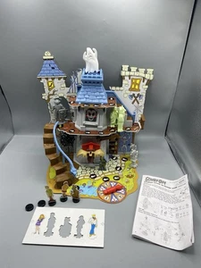 Scooby-Doo Haunted House Juego de Mesa 3D 2007 Pressman Falta Jaula LEER en Caja - Imagen 1 de 24