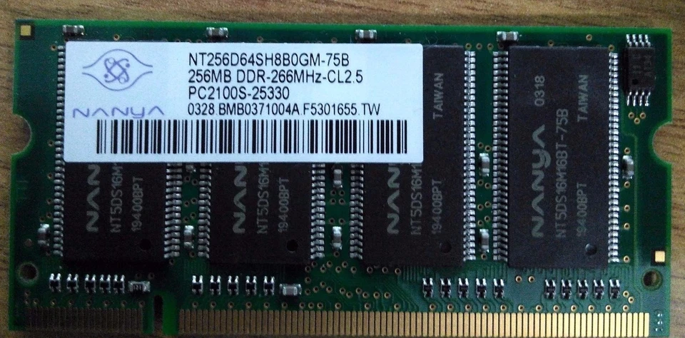Memoria RAM 256MB DDR PC2100S (SODIMM) 200-pin per Laptop Notebook Portatile - Immagine 1 di 1