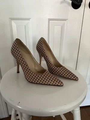 Zapatos de salón Manolo Blahnik marrón y crema de tela de pata de gallo punta en punta - talla 37,5 Foto 1 de 4