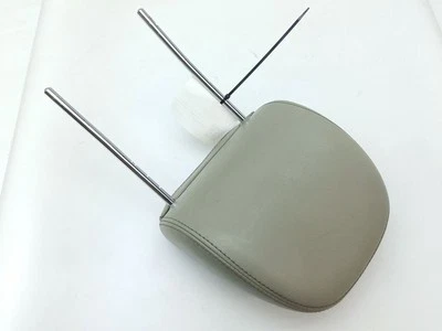 Chrysler 300 - 300C 2007 Front right front seat headrest PUM66796 - Image 1 of 4