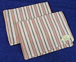 2 Park Designs Holly Berry Green Maroon on Ecru Cotton Tea Kitchen Towels 19x28" - Picture 1 of 3
