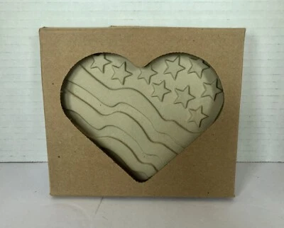 Pampered Chef Stoneware PATRIOTIC HEART #2934 Cookie Mold 2005 - New in Package - Image 1 of 4