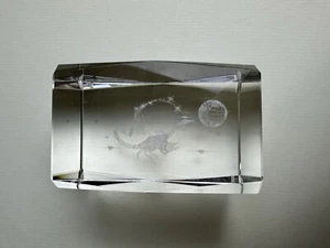 3D Laser Etched Crystal Cube Zodiac Sign Scorpio Astrology Paperweight KC - Picture 1 of 11