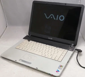 FOR PARTS 15.4" Sony VAIO PCG-7A2L (Pentium M 730/NO RAM/NO HDD) - Picture 1 of 5