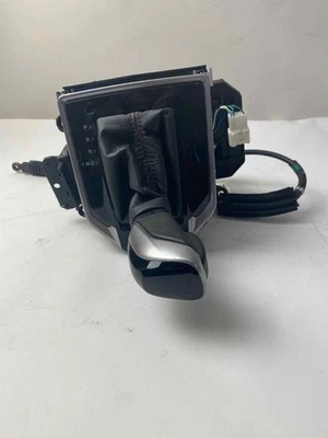 Palanca de cambios de piso SUBARU IMPREZA 22 SDN con cable de menos de 10 k millas Foto 1 de 4