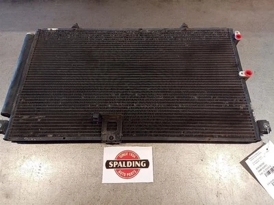 Condensador de CA de 2001 Lexus RX300 8235498 Foto 1 de 4