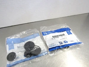 (2) OEM Genuine GM 19167707 Floor Mat Carpet Retainers - Picture 1 of 3