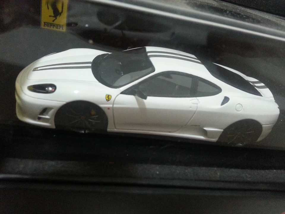 Red Line 1:43 FERRARI F 430 Scuderia Blanc - 2008 RL177 RARE - Immagine 1 di 1