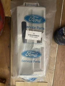 1987-1993 Mustang Interior Center Top Console in White (with Power Mirrors) NOS - Bild 1 von 7