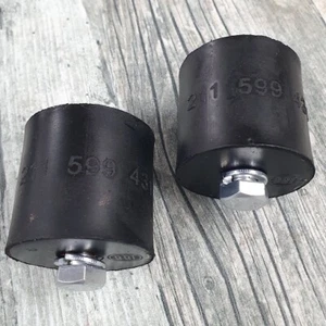 VW Baywindow T2B Gearbox mount rear 211599431 (Sold in pairs) - Picture 1 of 5