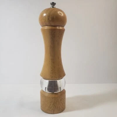 Molinillo de pimienta acrílico madera vintage Olde Thompson 10”  Foto 1 de 4