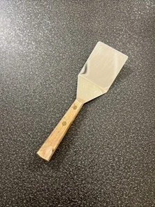 Mini espátula corta vintage Ekco 7 1/2" de acero inoxidable con mango de madera - Imagen 1 de 12
