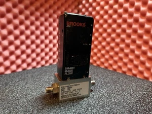 BROOKS 5860S SMART MASS FLOW METER 1000SCCM AIR - Picture 1 of 8