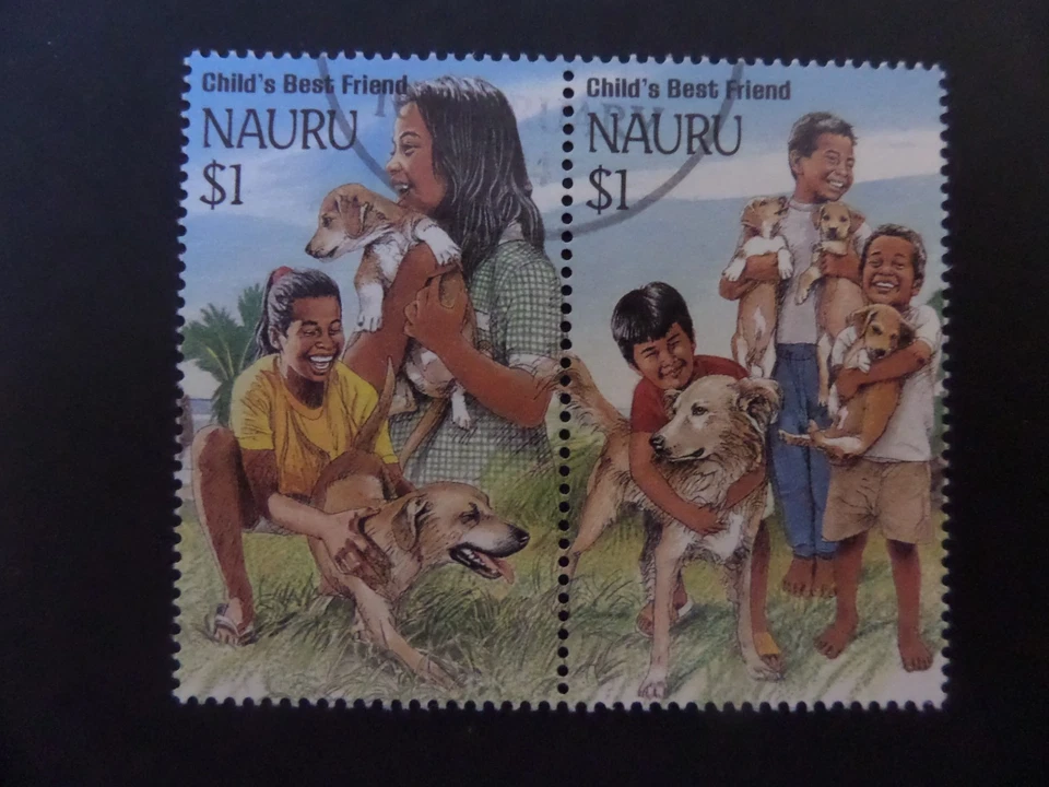 Nauru 1994 Hong Kong 94 Ano Chinês do Cão SG417/8 usado como foto - Imagem 1 de 1